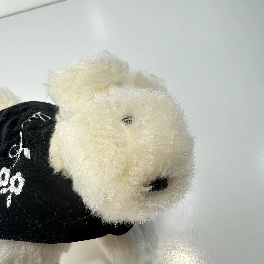 Vintage LuLu Macfluff Muffy Vanderbear Dog 1993  Black Cape Embroidered Name